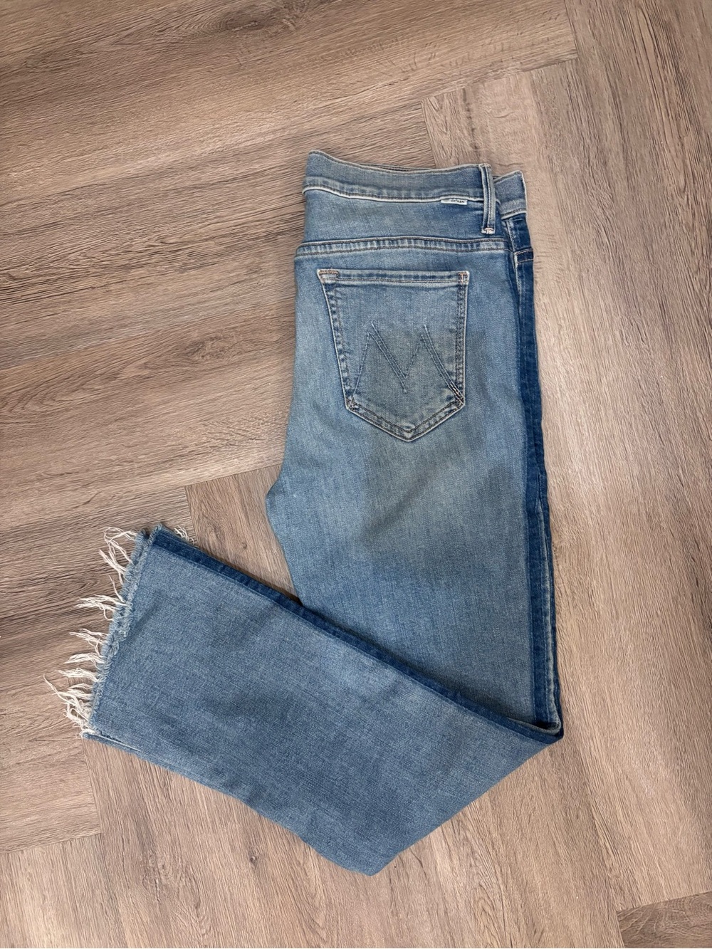MOTHER Light Blue Denim Jeans with Dark Blue Contrast - Picture 3 of 4